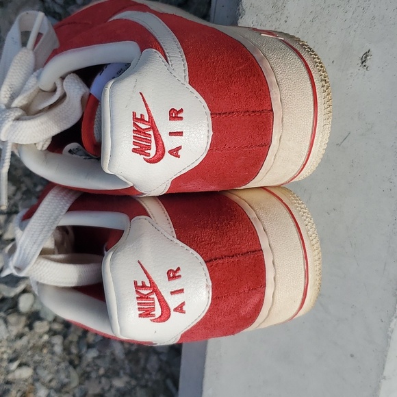 Nike Air Force 1 Suede Sneakers in University Red. Men's Size 8 - Picture 3 of 16